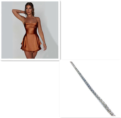 Robe Mini Satinée Luxe — L'Élégance Sensuelle pour Vos Soirées Inoubliables